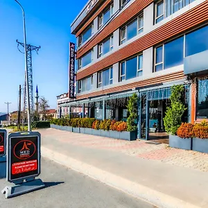 Med Airport Hotel Arnavutkoy